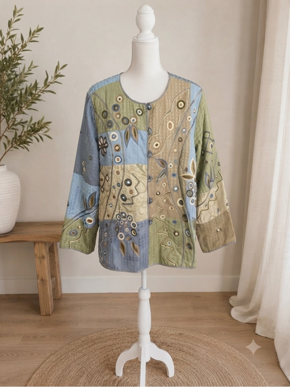 Indigo Moon Vintage Quilted Boho Patchwork Embroidered Jacket Size M Glass Beads